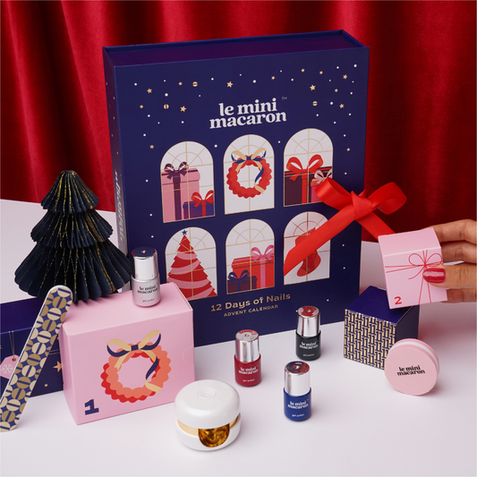 Le Mini Macaron Gel Manicure Kit Advent Calendar